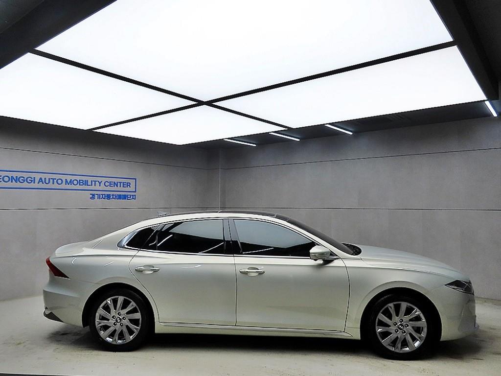 HYUNDAI Grandeur - Vista 2