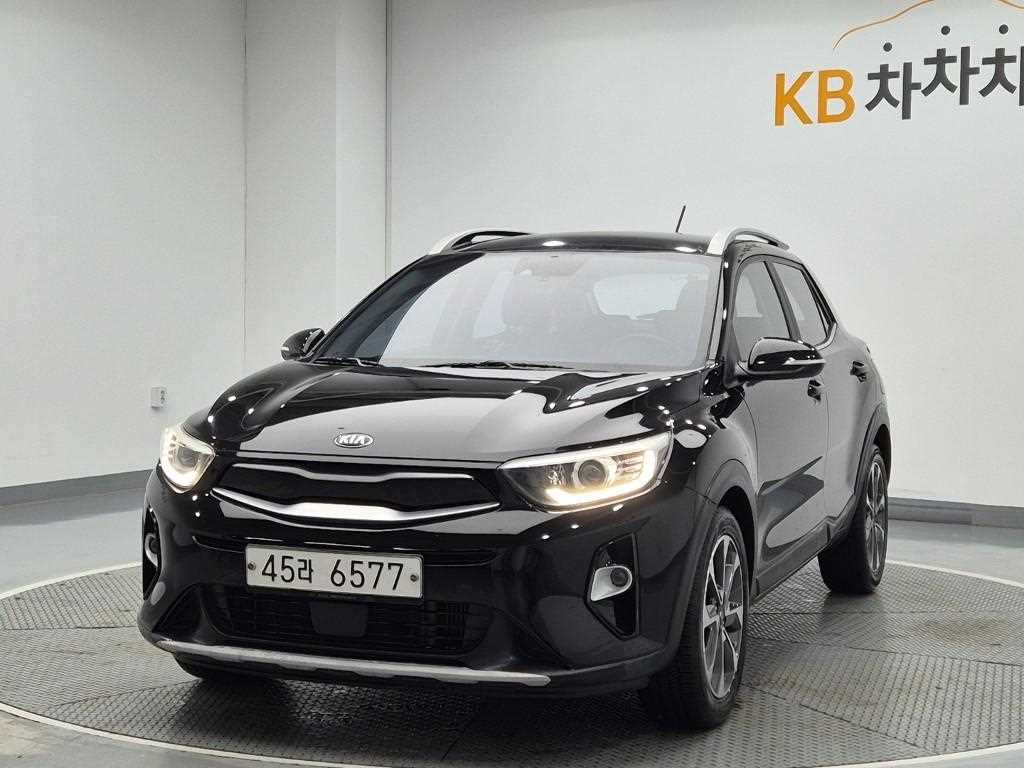KIA Stonic 2018 Negro - Importación desde Corea - HF Imports Iquique - Foto 1
