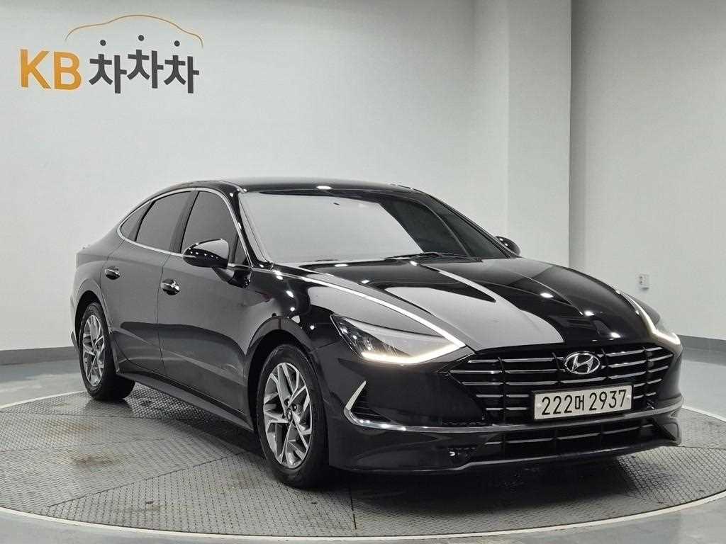 HYUNDAI Sonata - Vista 4