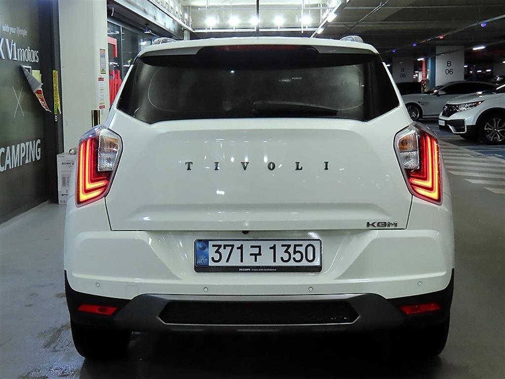 Ssangyong Tivoli - Vista 5