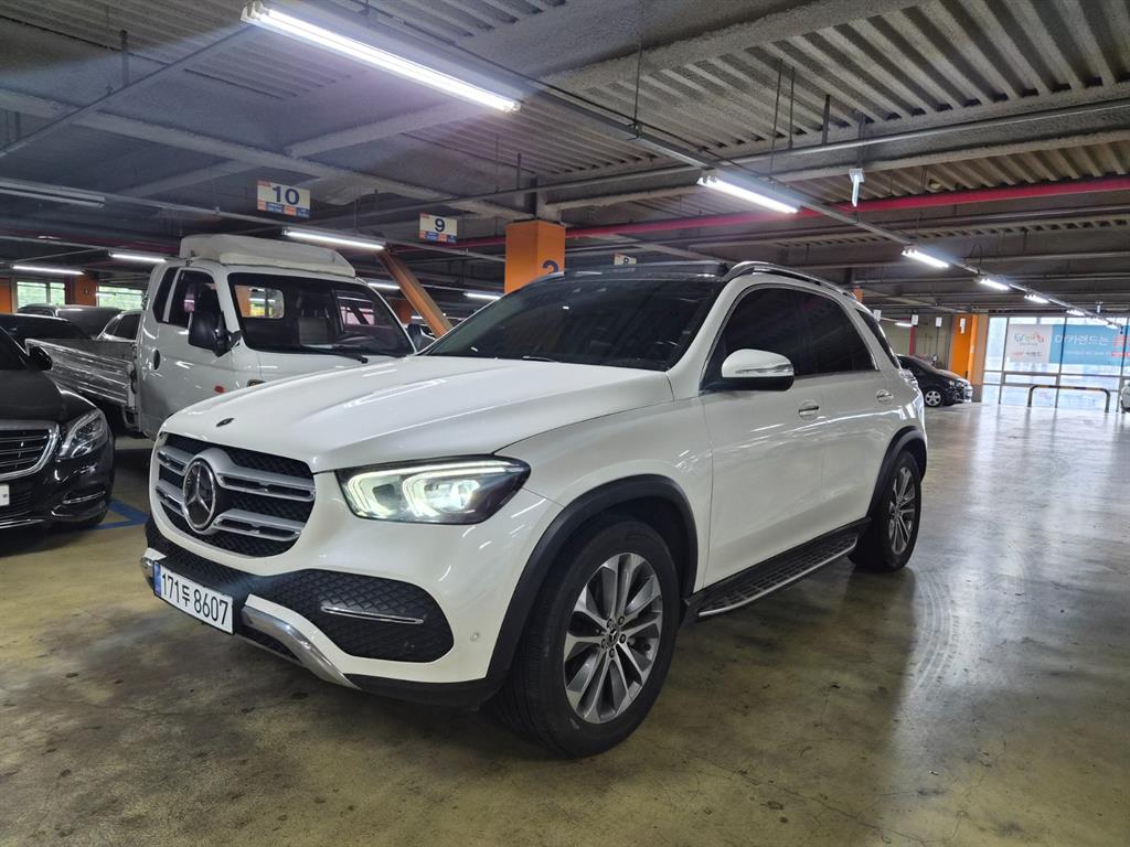 Mercedes Benz GLE Class - Vista 2