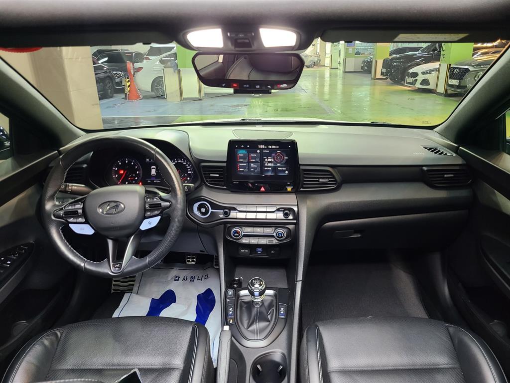 HYUNDAI Veloster 2023 Blanco - Importación desde Corea - HF Imports Iquique - Foto 19