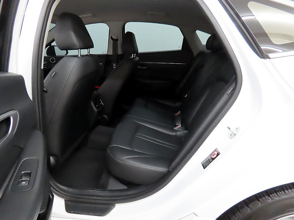 HYUNDAI Sonata - Vista 6