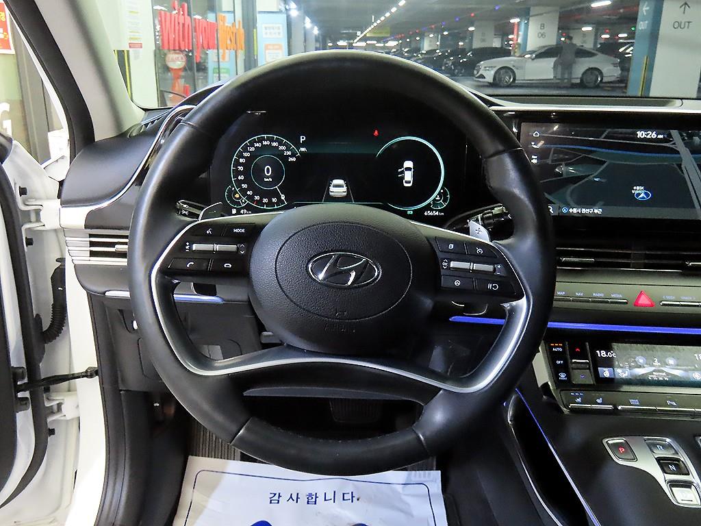 HYUNDAI Grandeur - Vista 8