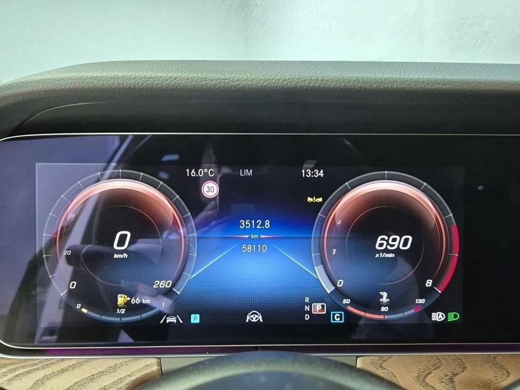 Mercedes Benz E class - Vista 6