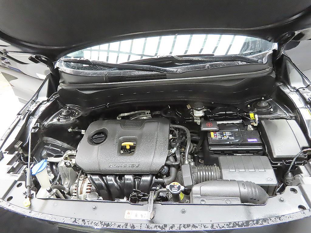 KIA Seltos 2023 Negro - Importación desde Corea - HF Imports Iquique - Foto 7