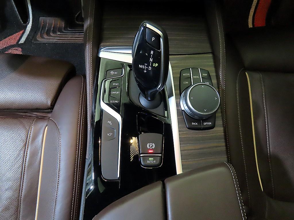 BMW 5 Series - Vista 12