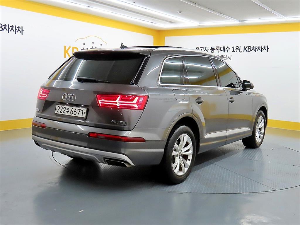 Audi Q7 - Vista 4