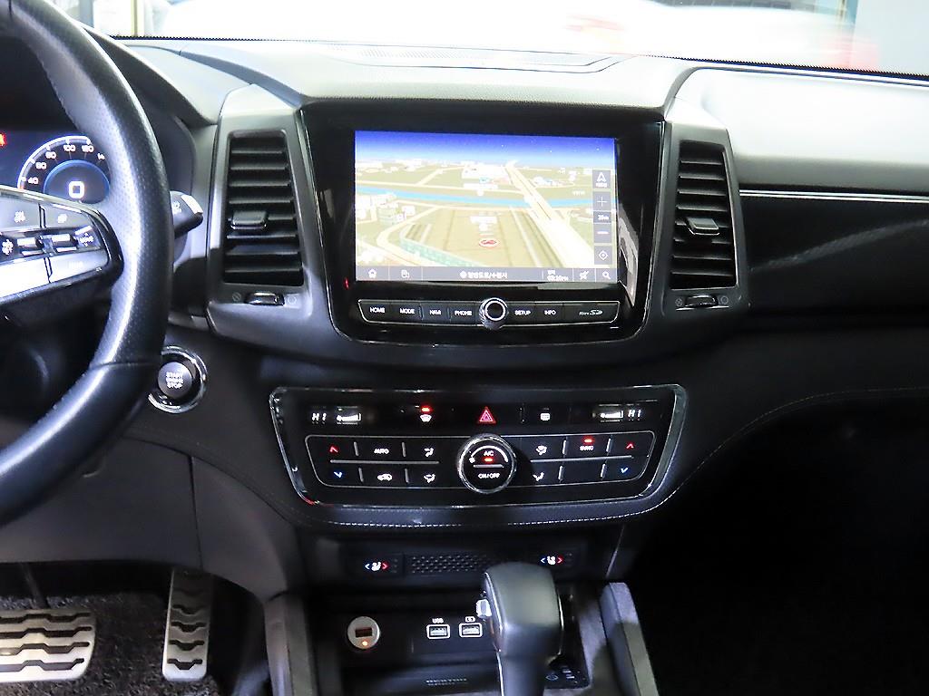 Ssangyong Rexton - Vista 11