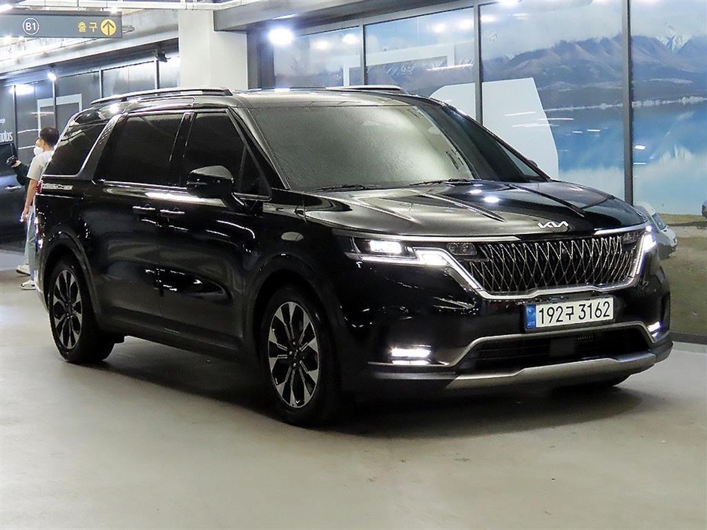 KIA Carnival 2022 Negro - Importación desde Corea - HF Imports Iquique - Foto 1