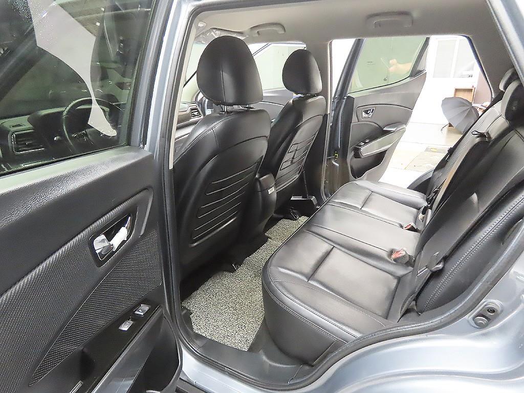 Ssangyong Tivoli 2022 Gris - Importación desde Corea - HF Imports Iquique - Foto 9