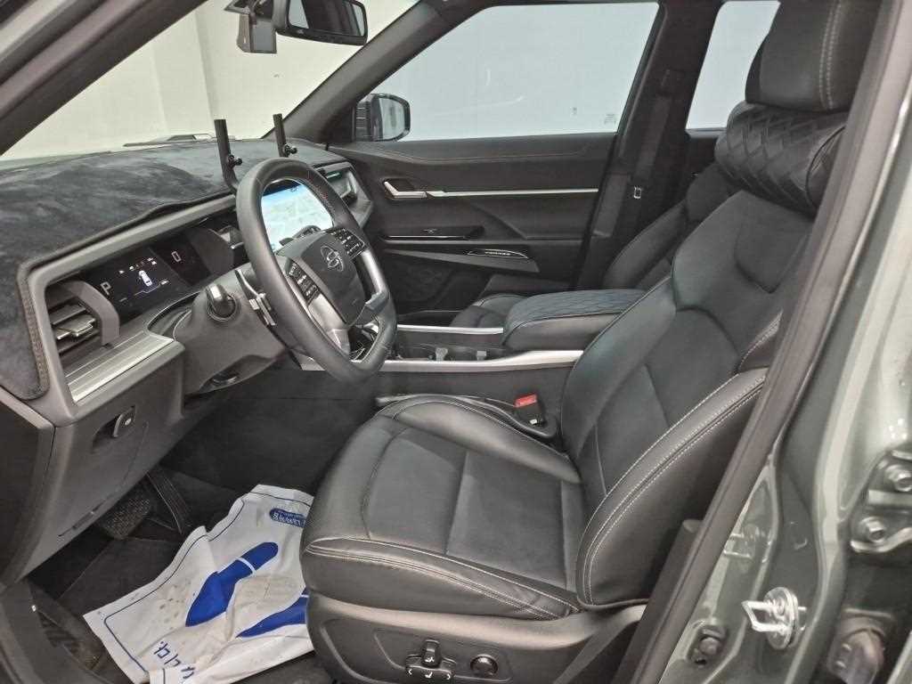 Ssangyong Torres - Vista 11
