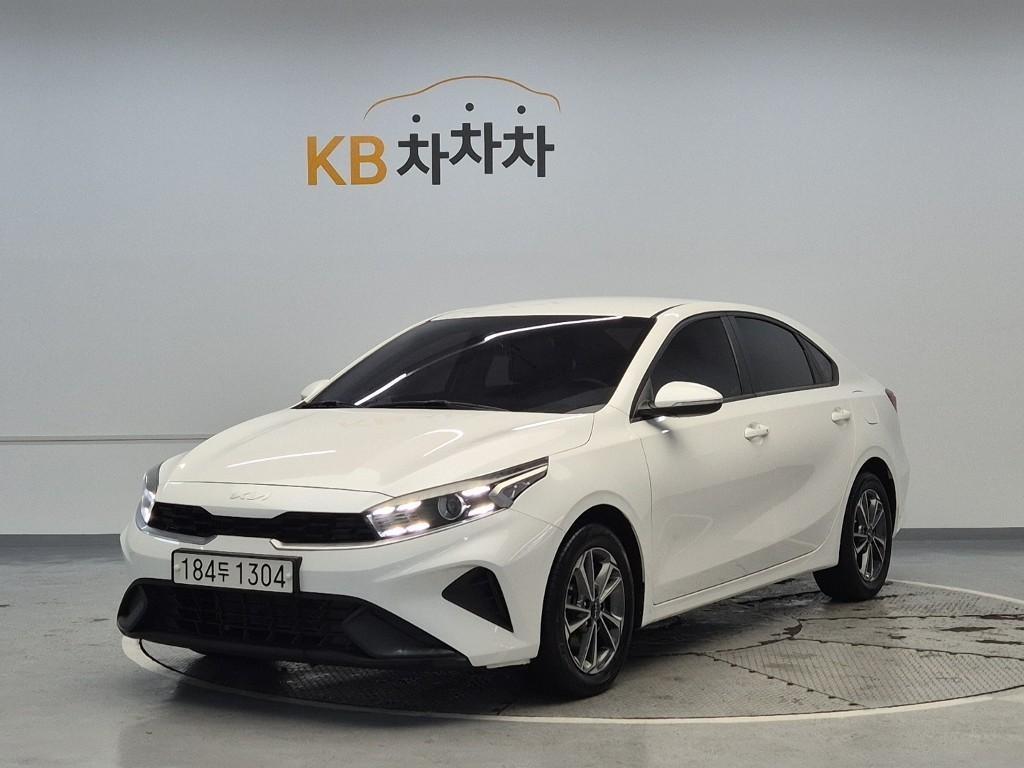 KIA K3 2022 Blanco - Importación desde Corea - HF Imports Iquique - Foto 1