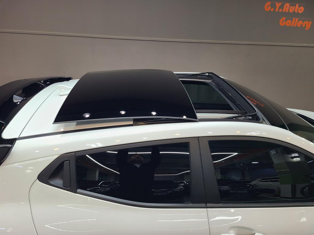 HYUNDAI Veloster - Vista 6