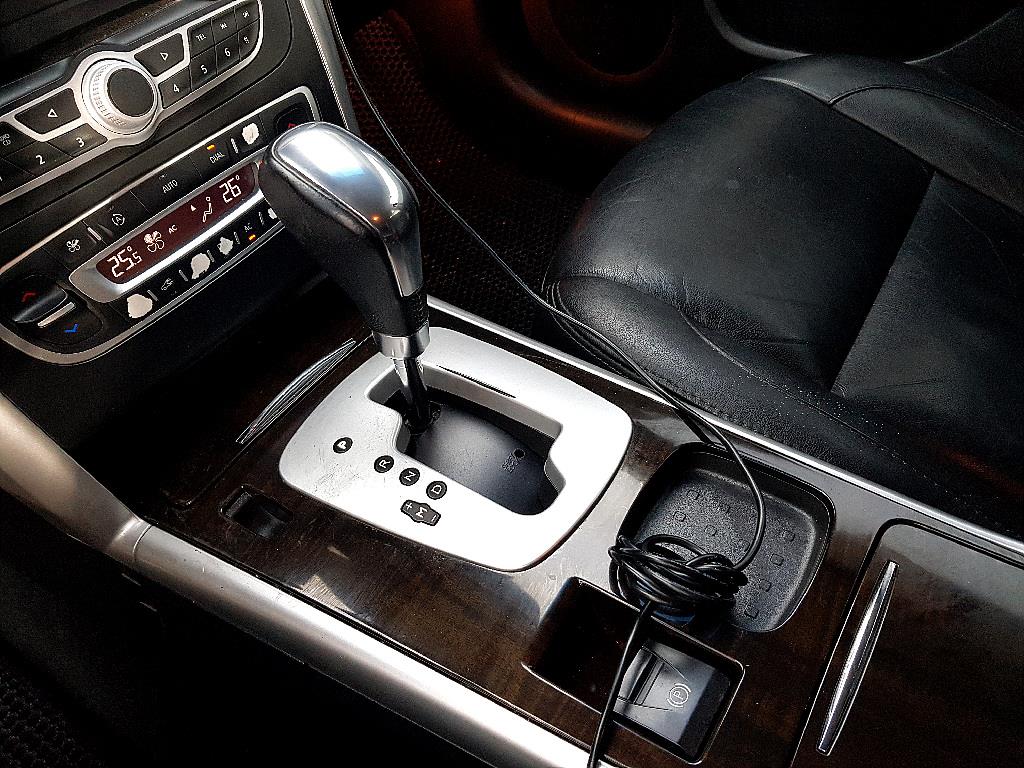 SAMSUNG SM5 2012 Blanco - Importación desde Corea - HF Imports Iquique - Foto 13