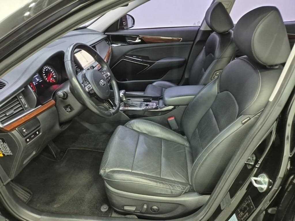 KIA K7 - Vista 11