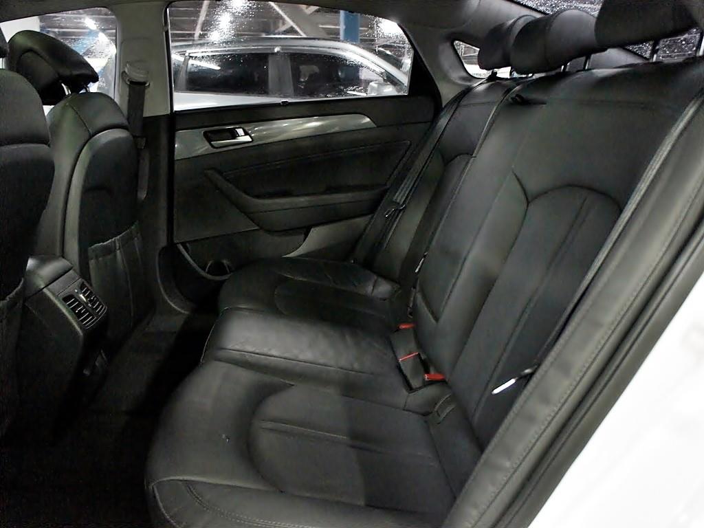 HYUNDAI Sonata - Vista 11