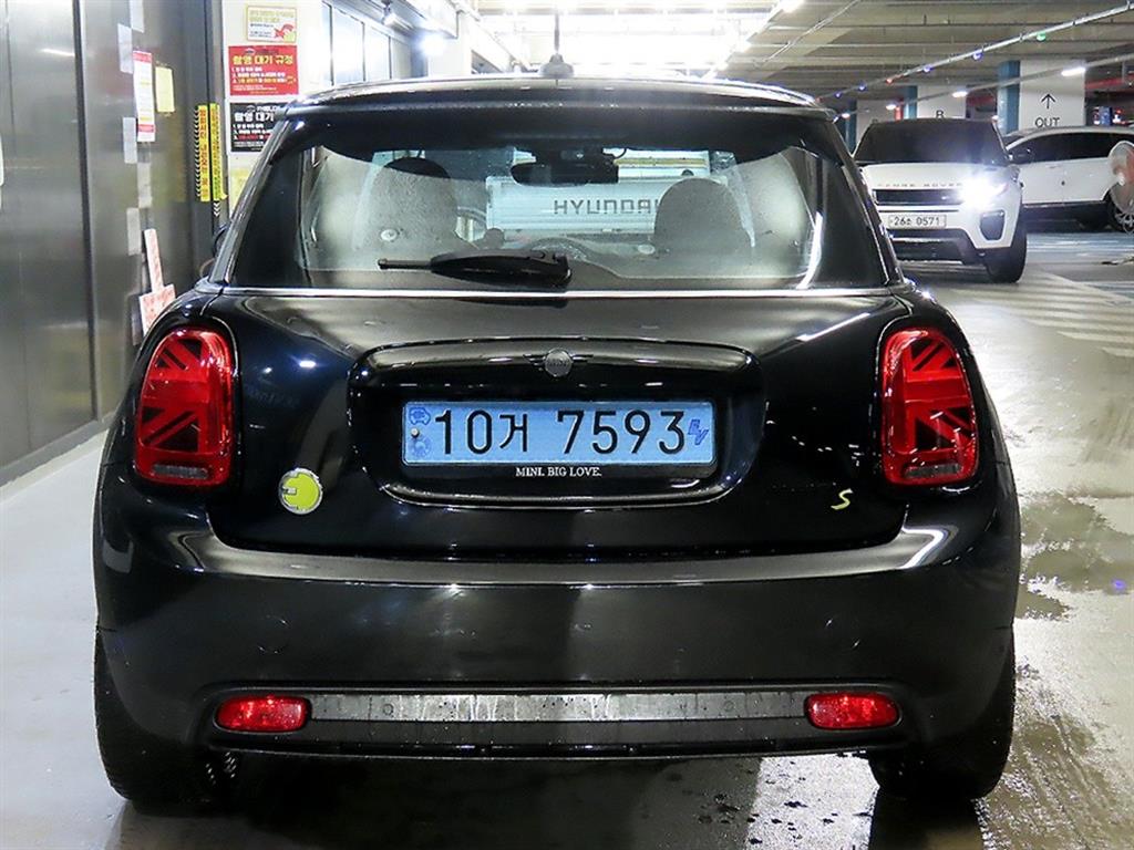 Mini Cooper Electric - Vista 5