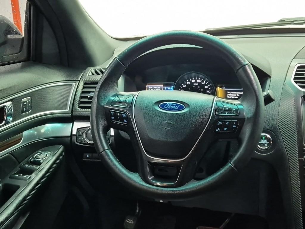 Ford Explorer - Vista 9