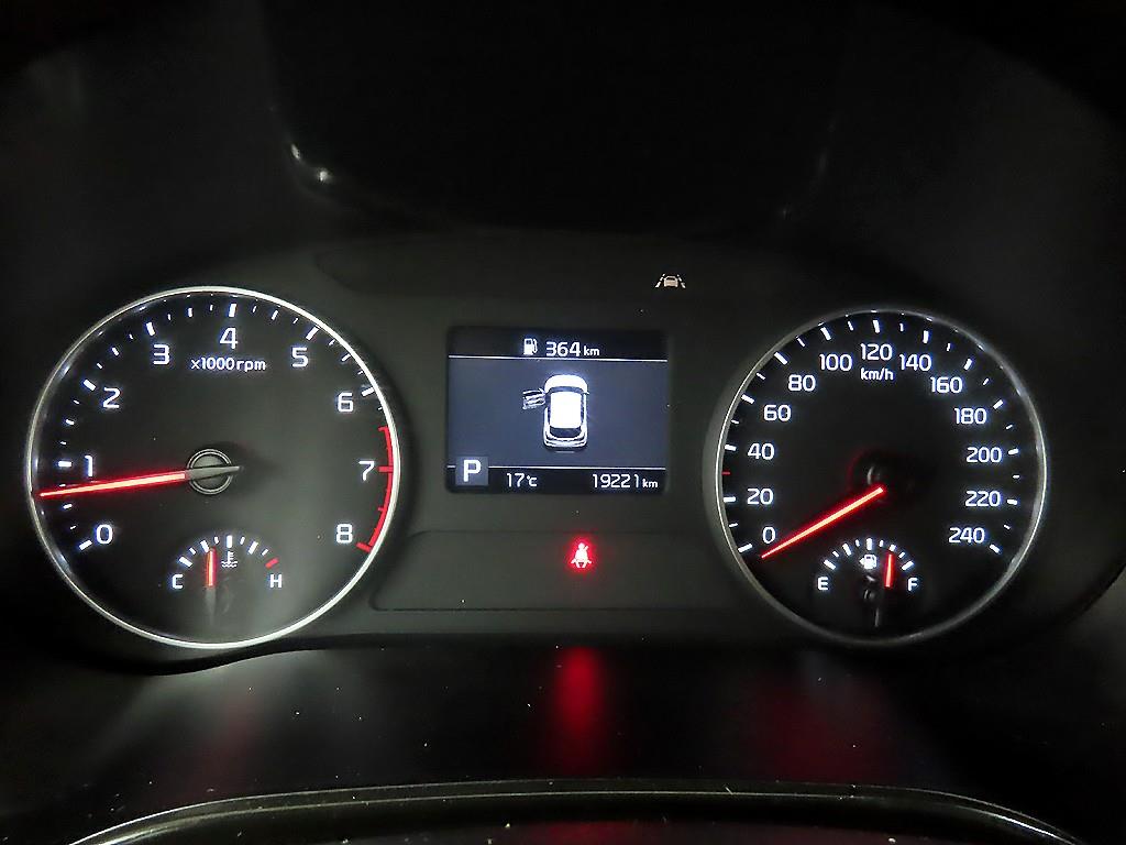 KIA Seltos - Vista 8