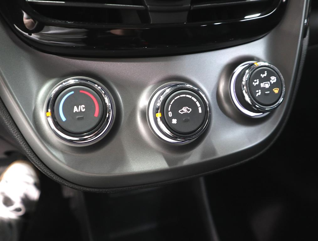 Chevrolet Spark - Vista 12