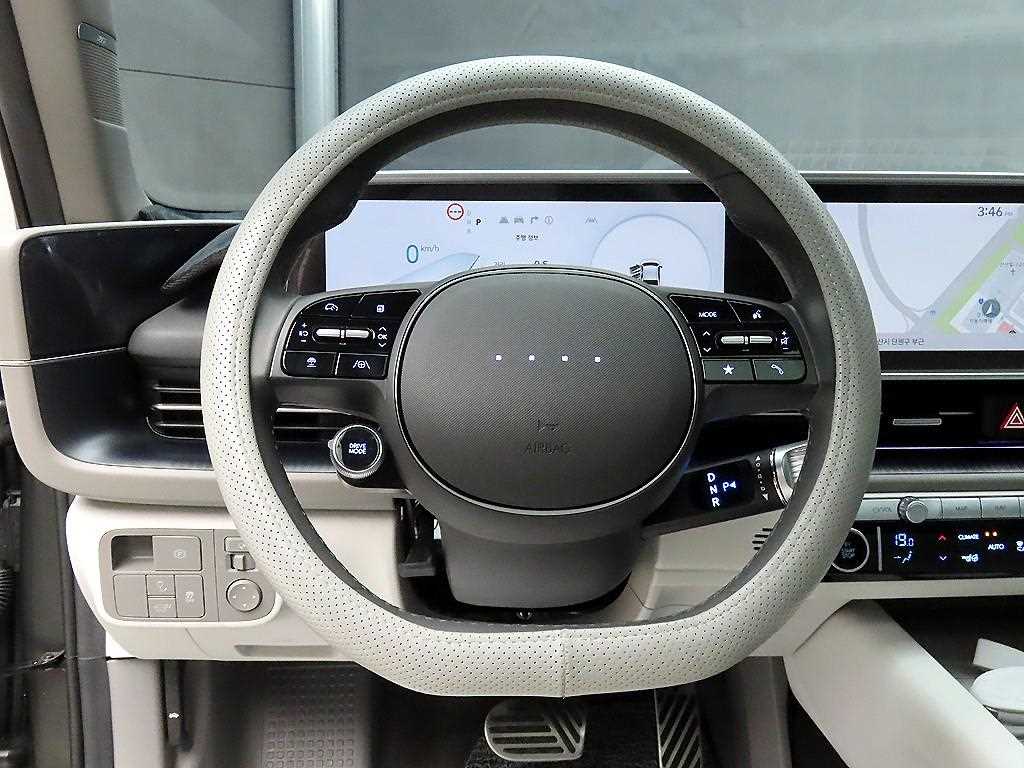 HYUNDAI Ioniq 6 - Vista 9