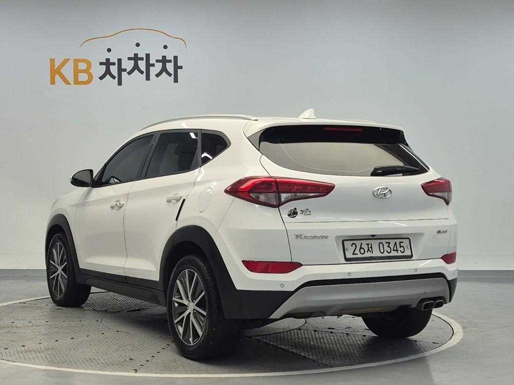 HYUNDAI Tucson - Vista 2