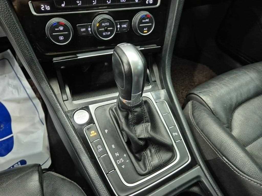 Volkswagen Golf - Vista 8