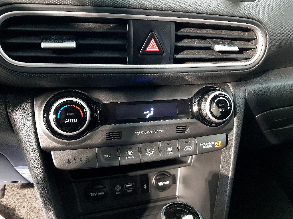HYUNDAI Kona - Vista 12