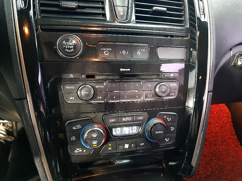 SAMSUNG SM7 - Vista 11