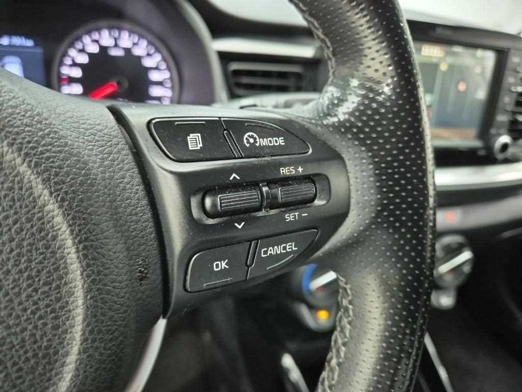 KIA Stonic 2018 Negro - Importación desde Corea - HF Imports Iquique - Foto 15