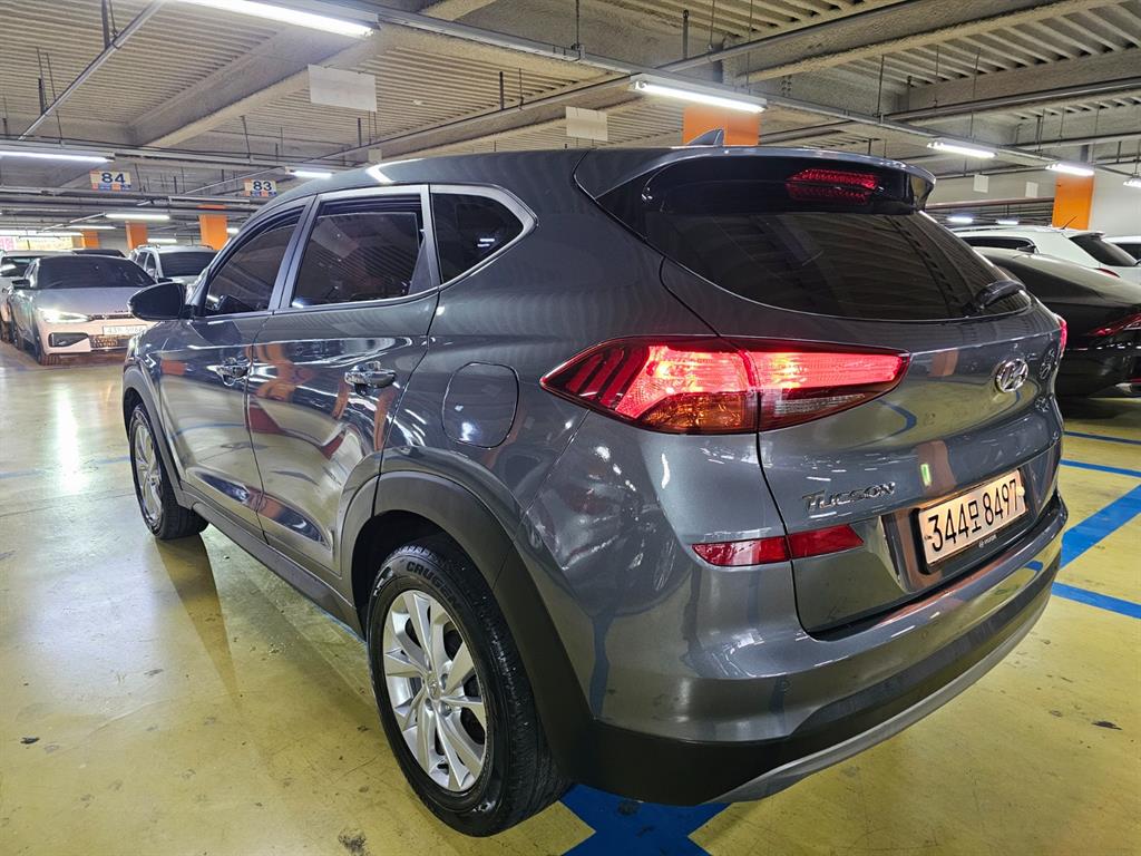 HYUNDAI Tucson - Vista 6