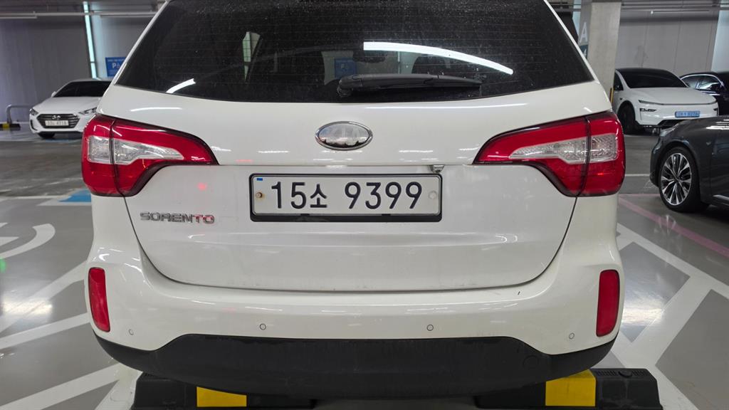 KIA Sorento - Vista 8
