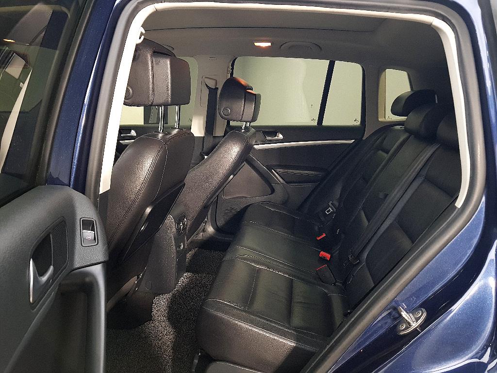 Volkswagen Tiguan - Vista 9