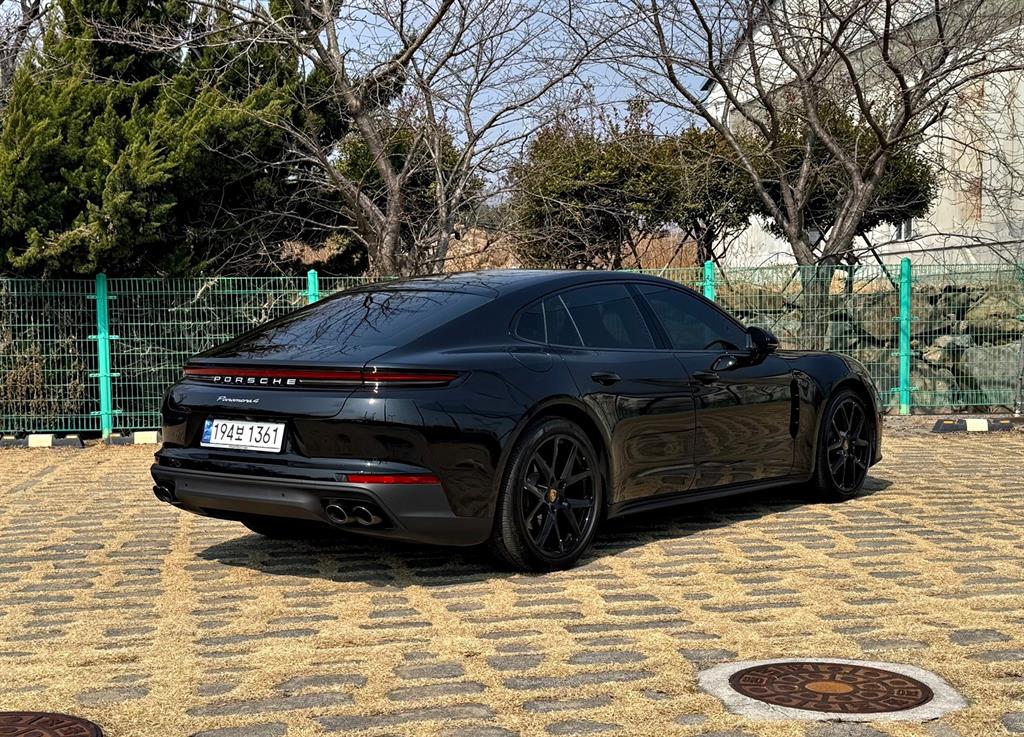 Porsche Panamera 2024 Negro - Importación desde Corea - HF Imports Iquique - Foto 13
