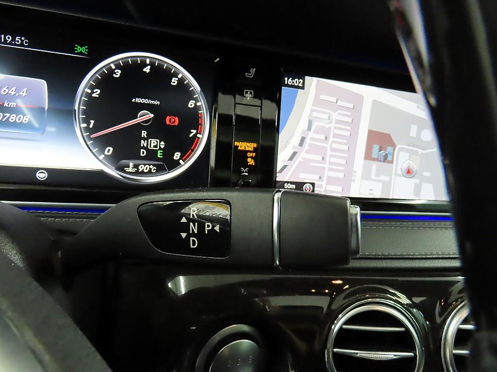 Mercedes Benz S Class - Vista 10