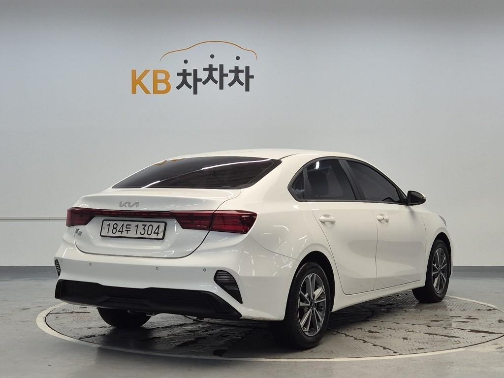 KIA K3 - Vista 3