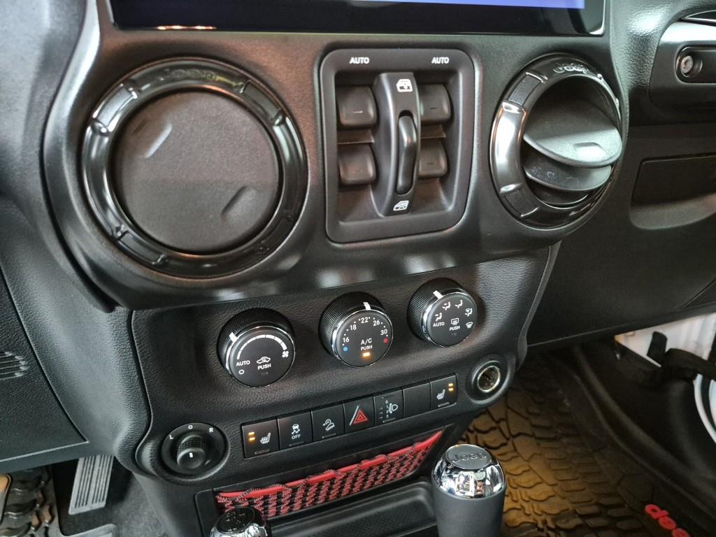 Jeep Wrangler - Vista 10