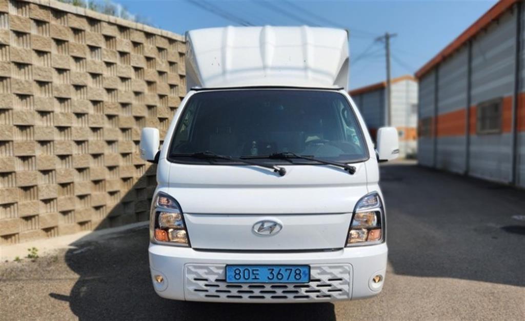Small Truck Top_Wingbody 2023 Blanco - Importación desde Corea - HF Imports Iquique - Foto 1