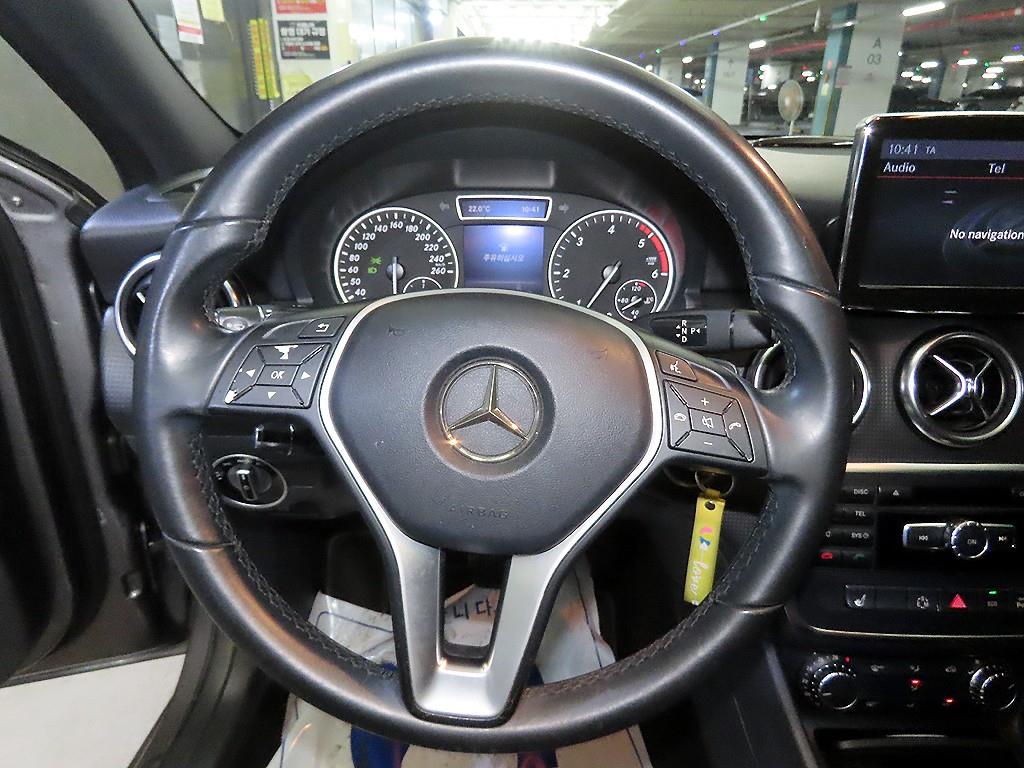 Mercedes Benz A Class - Vista 8