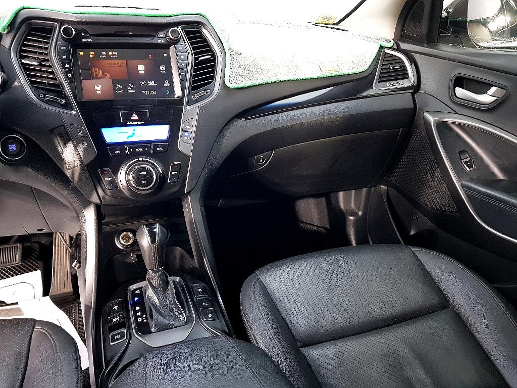 HYUNDAI Santa Fe - Vista 10