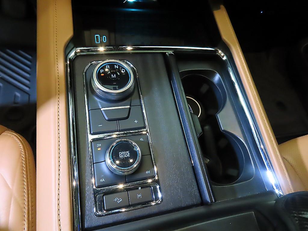 Ford Expedition - Vista 12