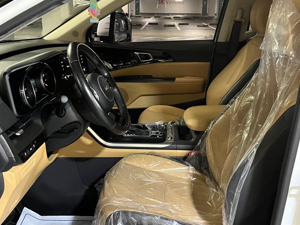 KIA Carnival - Vista 6