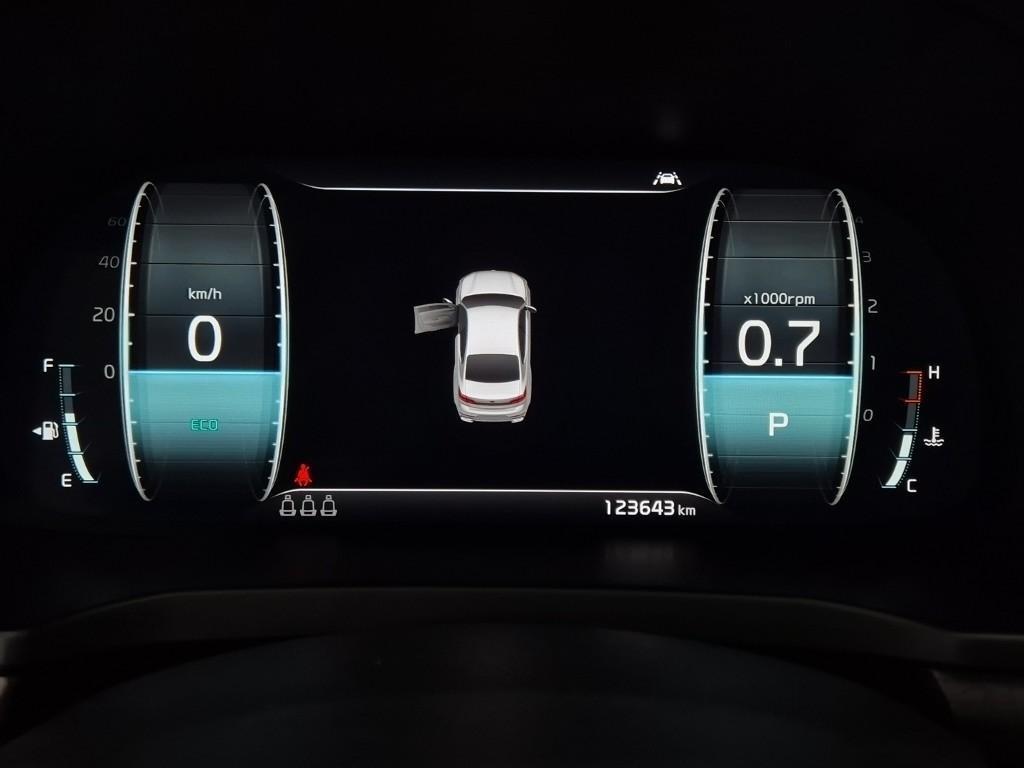 KIA K7 - Vista 6