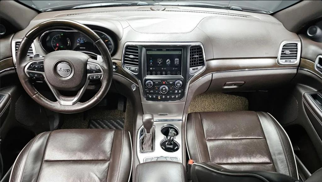 Jeep Cherokee - Vista 7
