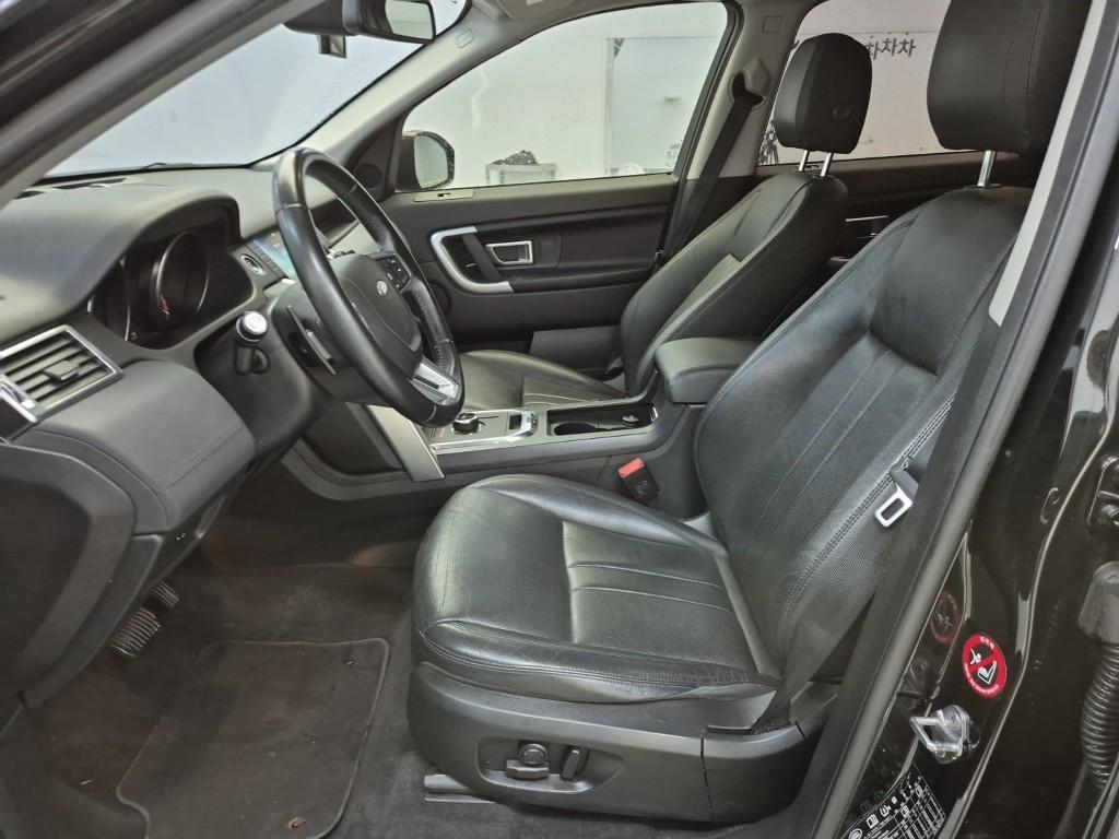 Land Rover Discovery Sports - Vista 11