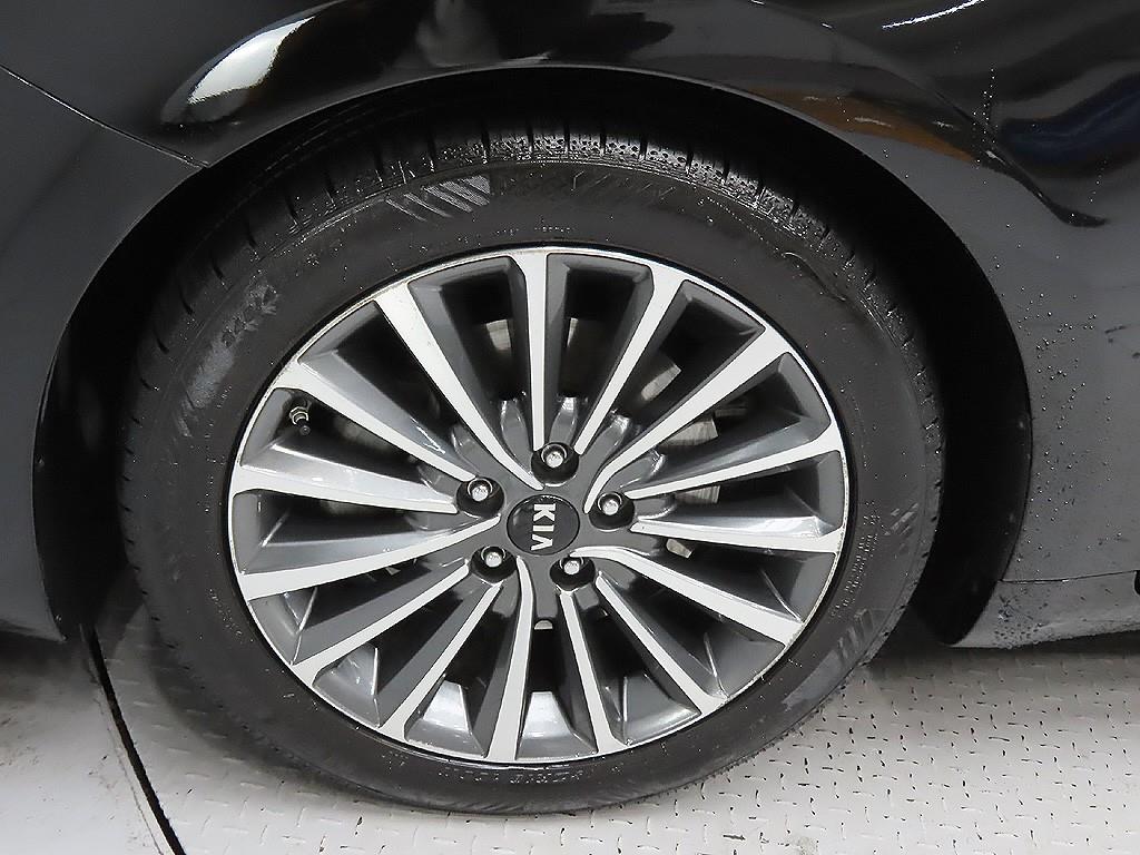 KIA K7 - Vista 9