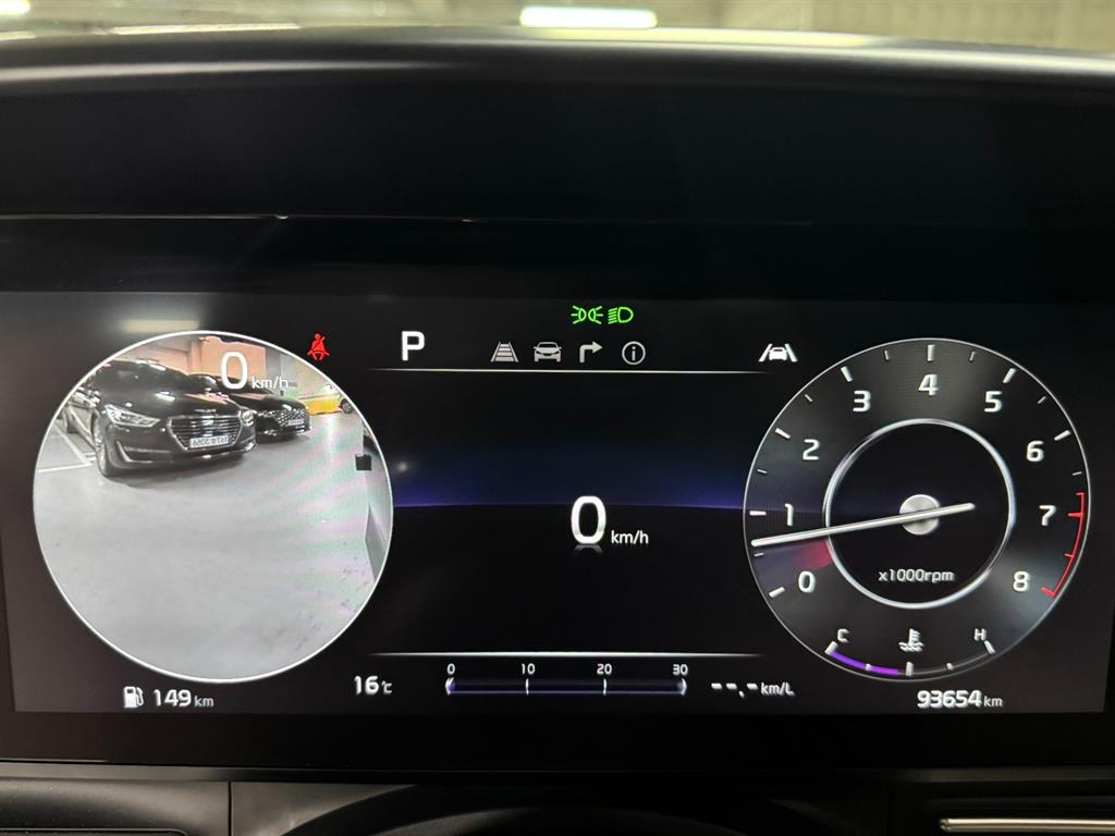KIA Carnival - Vista 10