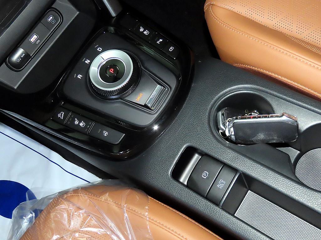 KIA Seltos - Vista 12