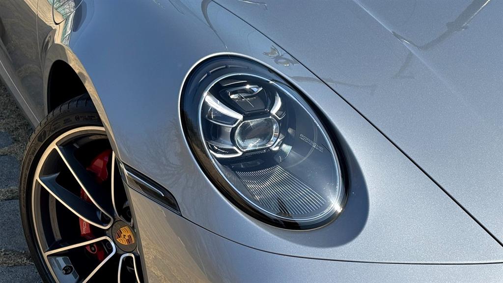 Porsche 911 - Vista 5